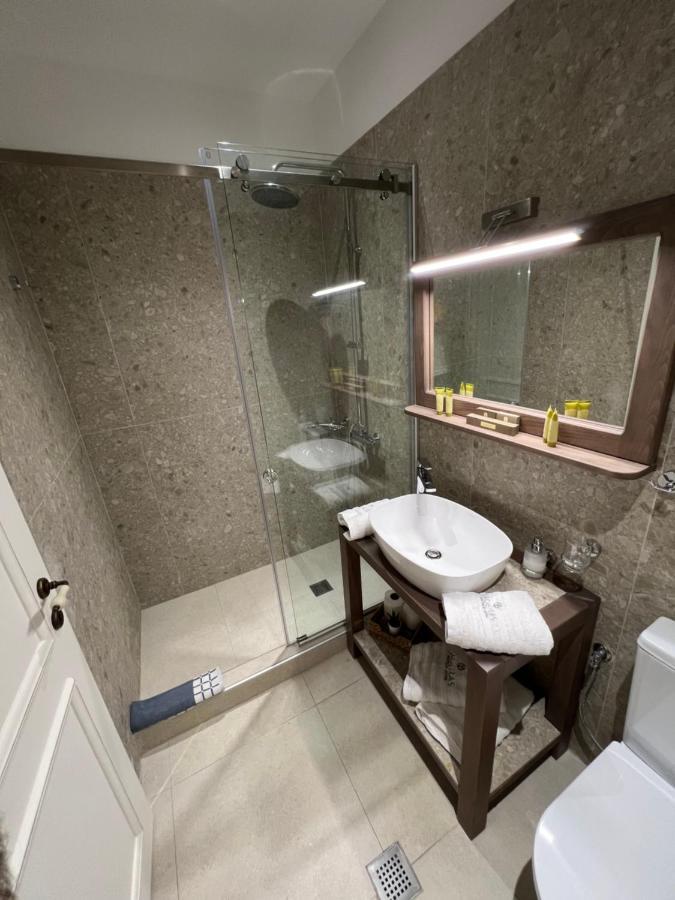 Mageiras Boutique Hotel Afytos Ngoại thất bức ảnh