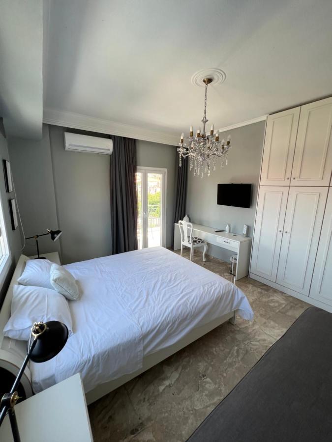 Mageiras Boutique Hotel Afytos Ngoại thất bức ảnh